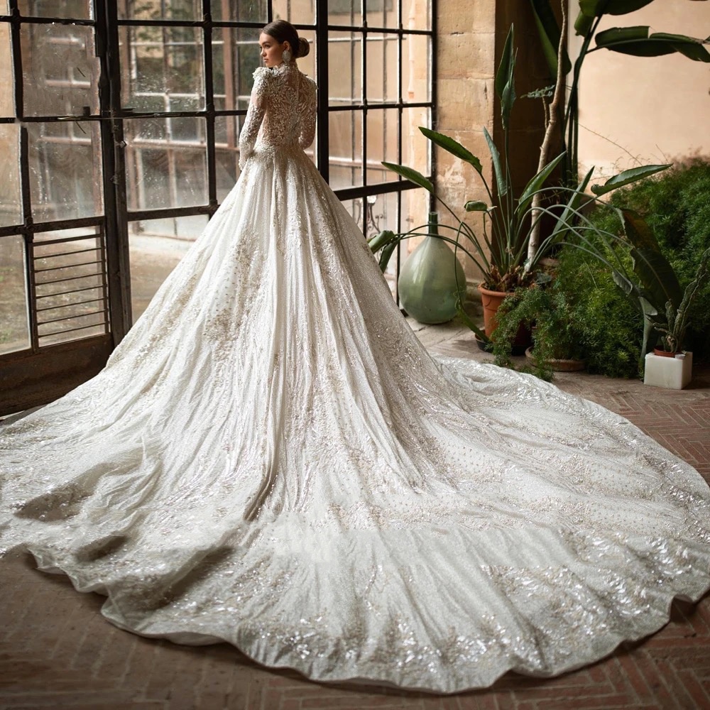 High Neck Royal Wedding Dresse - Badminton Victory 리뷰 및 가격