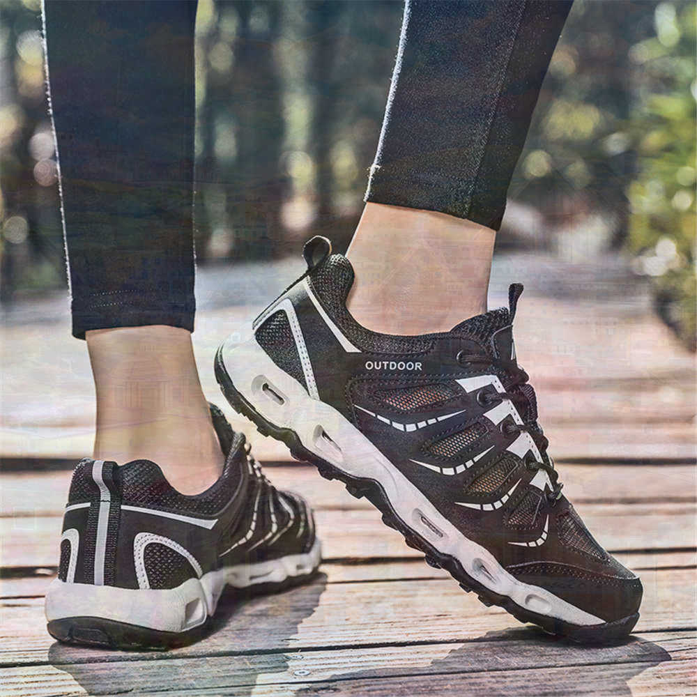 Sumer Round Tip Silver Sneaker - Badminton League 리뷰 및 가격
