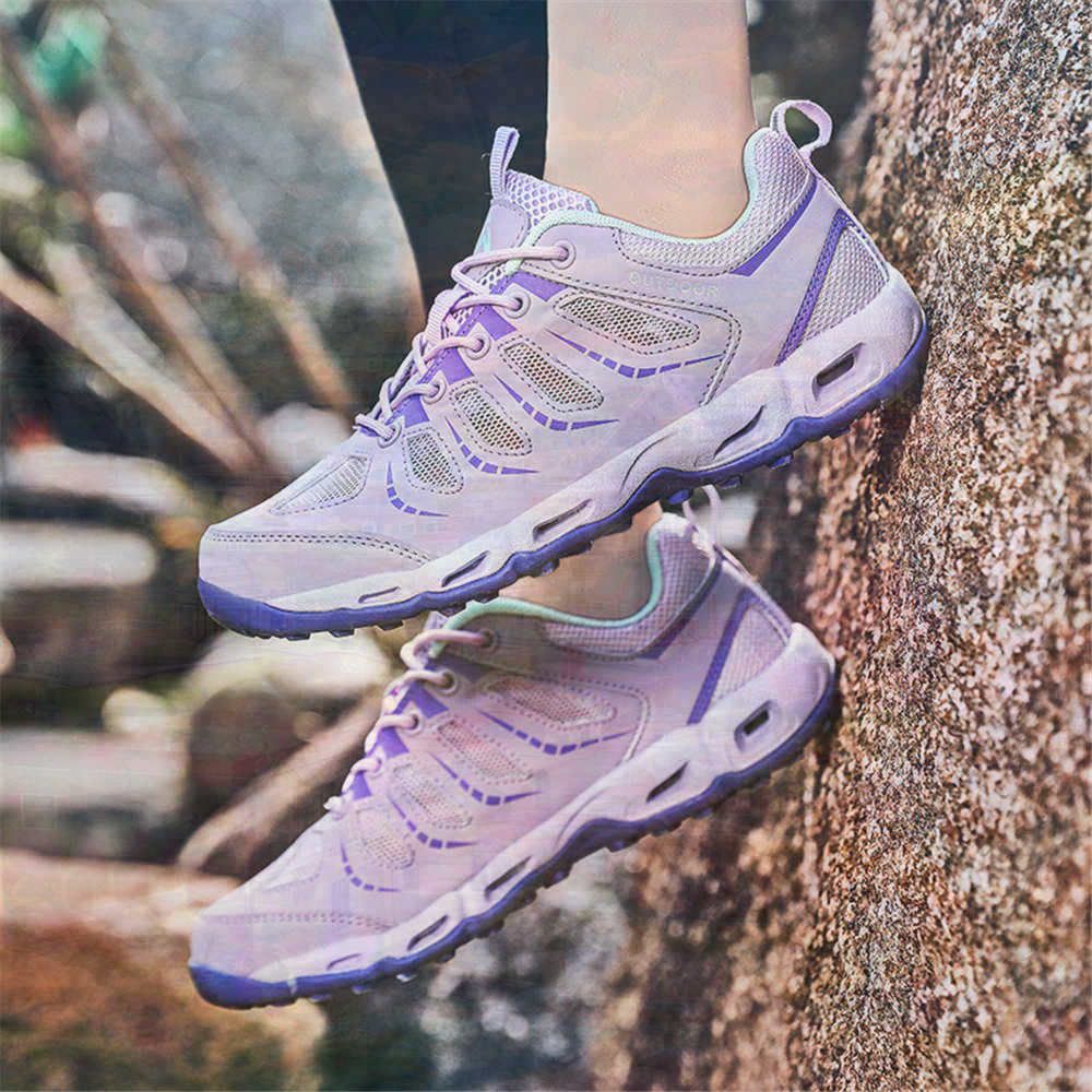 Sumer Round Tip Silver Sneaker - Badminton League 리뷰 및 가격